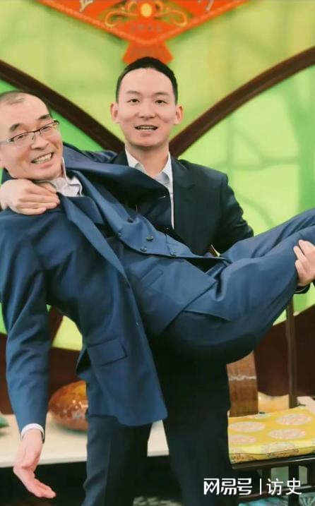 再沉默为谢妈发声说出实情网友坐不住了爱游戏app入口回应了！谢浩男妹妹不(图8)